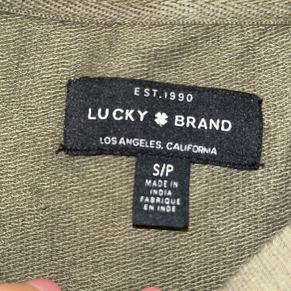 ⭐️SALE⭐️ ⭐️NWOT Camo lucky brand crewneck - Picture 7 of 9